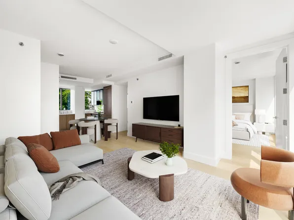 814 5th Avenue image 1 of 11