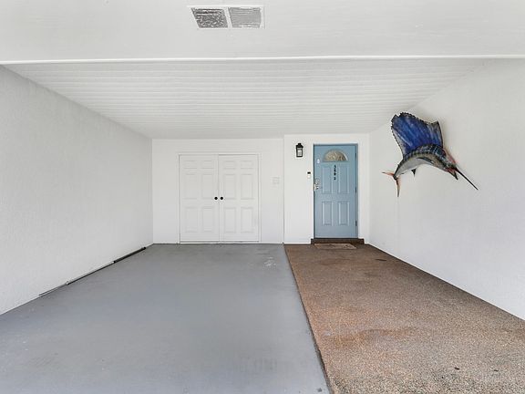 3rd image of 384 Golfview Road #D