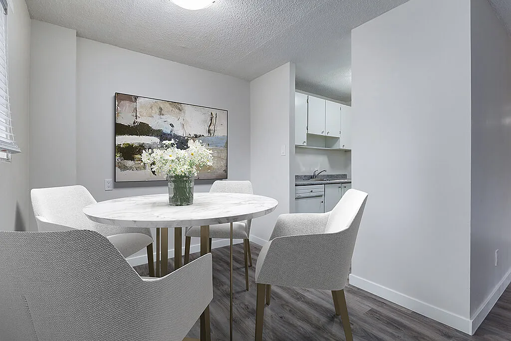 Sabra Apartments — Photo 2