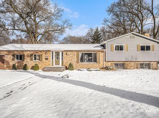 1410 Oak Ave, Muskegon, MI 49442