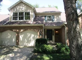635 Windham Ln, Naperville, IL 60563