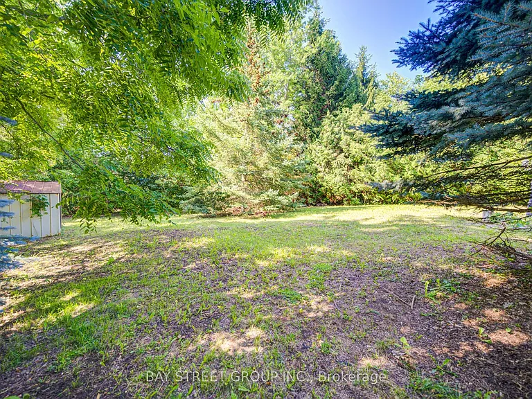 1421 Old Green Ln — Photo 48