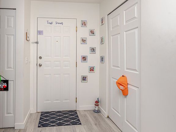 5th image of 3176 Gladwin Rd #208