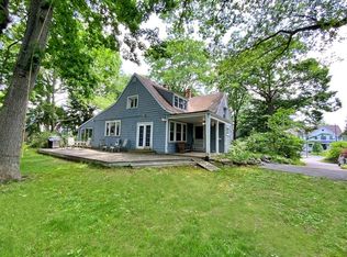137 Bradford St, Needham, MA 02492