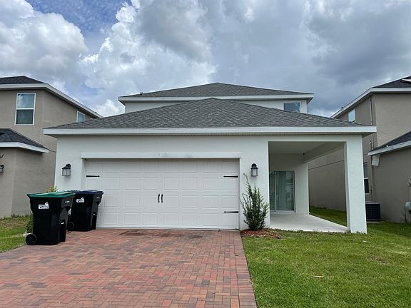 3rd image of 11190 Longleaf Woods Dr