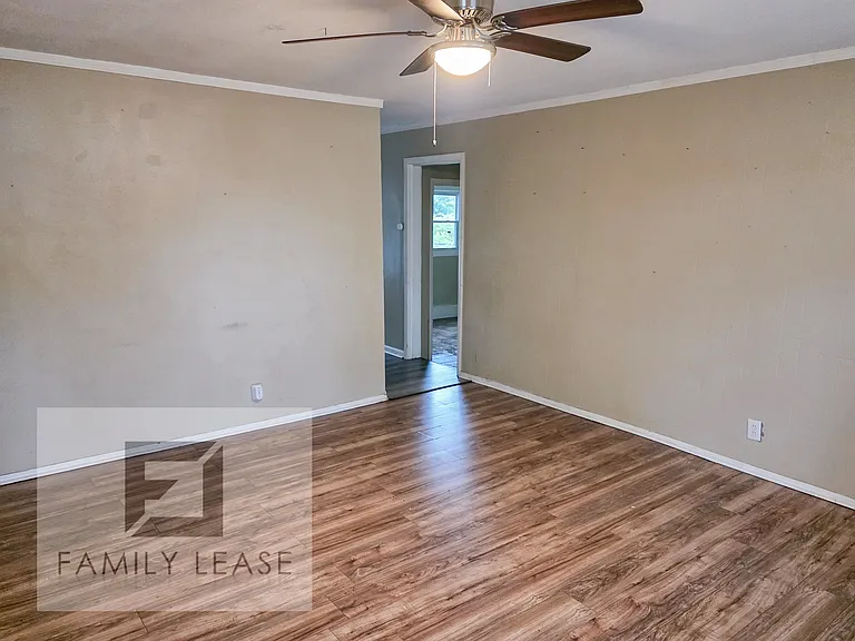 903 Saint Matthew Dr — Photo 5