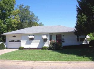 1906 W 5th St, Sedalia, MO 65301