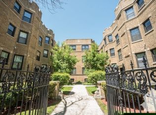 622 W Stratford Pl #26-1E, Chicago, IL 60657