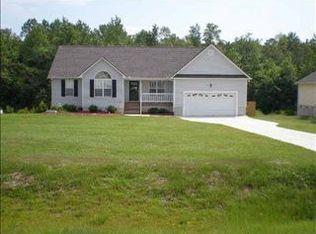 303 Appaloosa Ct, Swansboro, NC 28584