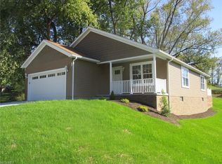 1428 E Front St, Dover, OH