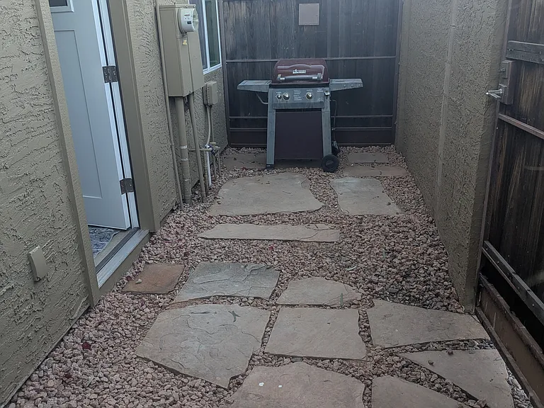 1251 E Bluebell Ln — Photo 29