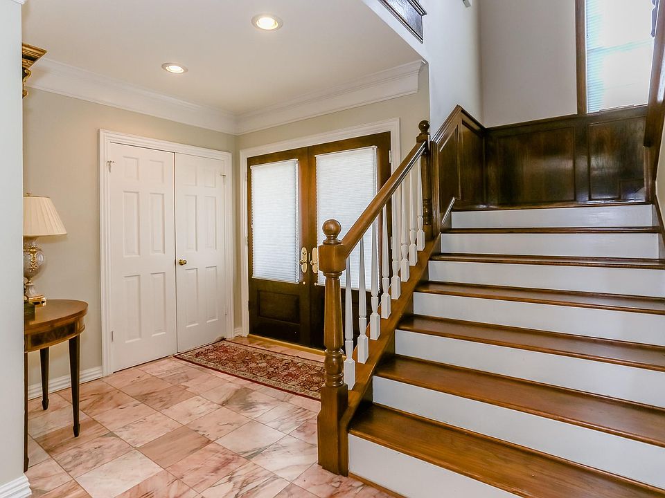 1st image of 45 Clansmoor Ct