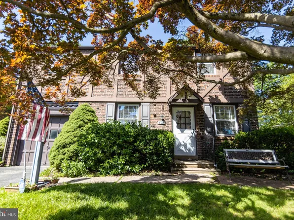 802 Kenwood Rd, Drexel Hill, PA 19026