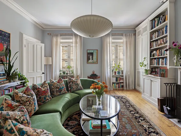 217 Second Avenue image 2 of 30