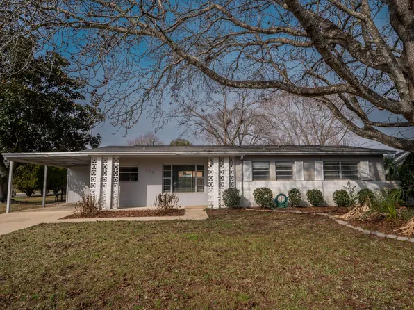 200 S Lorraine Dr, Mary Esther, FL 32569