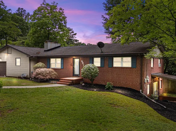 601 Normandy St, Cary, NC 27511