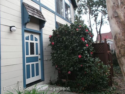 2nd image of 315 Spruce St Unit 3