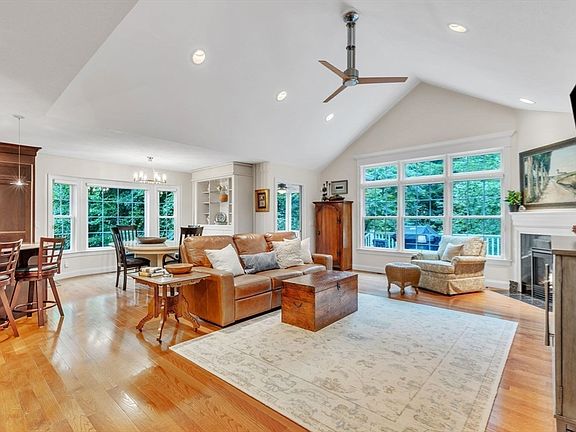 4th image of 65 Shadow Brook Est Unit 65