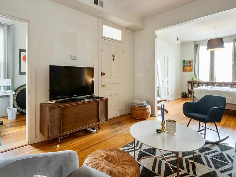 2162 N Bell Ave #2 — Photo 4