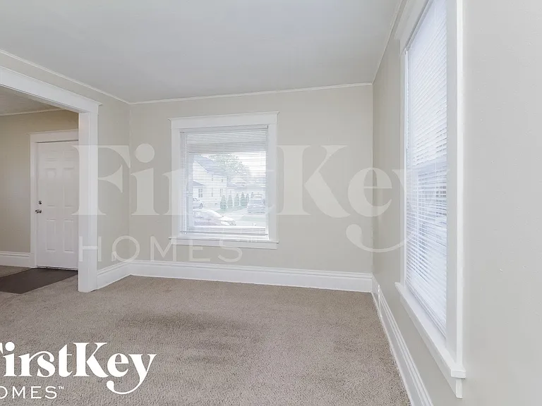 804 Fulton St — Photo 2