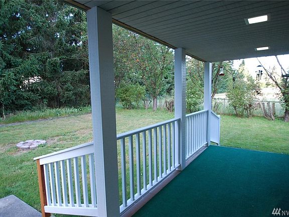 3rd image of 2124 199th St SW