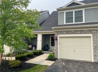 40 Denton Dr, Lancaster, NY 14086