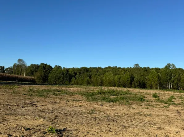 1 Decatur Rd, Russell Springs, KY 42642