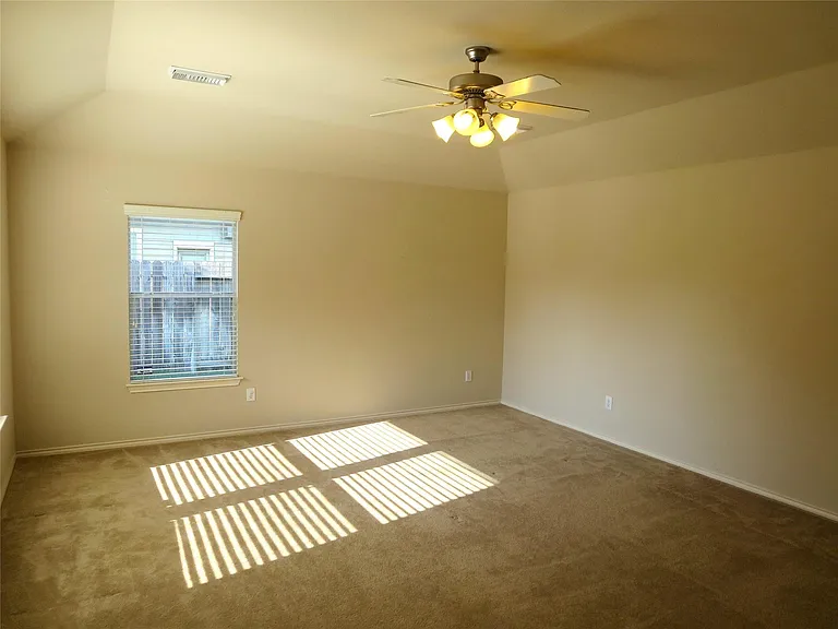 21710 Grand Hollow Ln — Photo 10