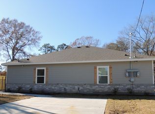 15685 Pecan Dr, Montgomery, TX 77356