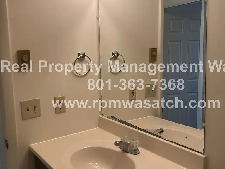 217 S Foss St #E101 — Photo 13