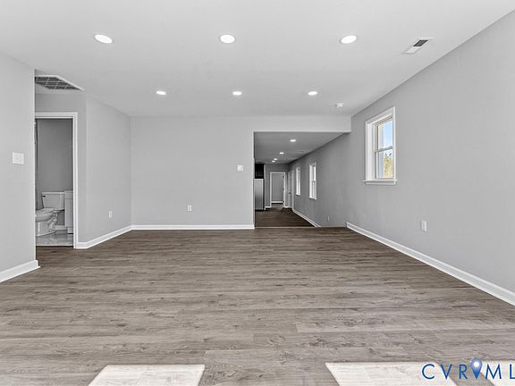 2nd image of 14530 Lodore Rd