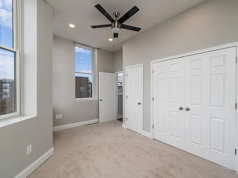 1301 Andre St #D — Photo 11