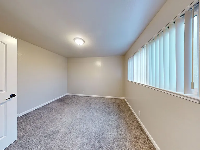 2377 Downer Ave — Photo 28