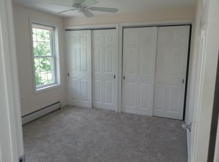 6 Chase Rd #6R, Londonderry, NH 03053