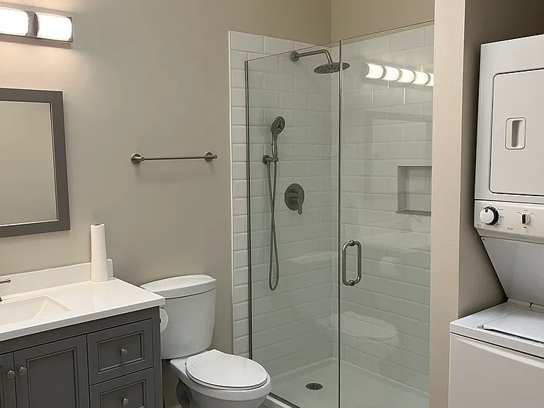 903 Main St #1 — Photo 7