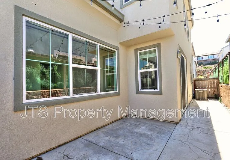 3217 Sunny Gate Ln — Photo 86
