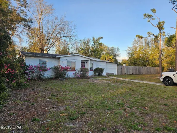 1402 W 12th St, Panama City, FL 32401