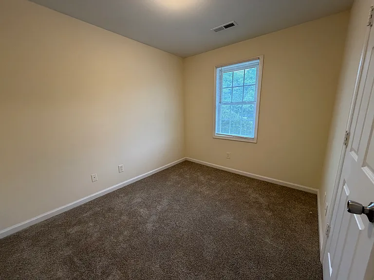 111 McConville Rd #B — Photo 22