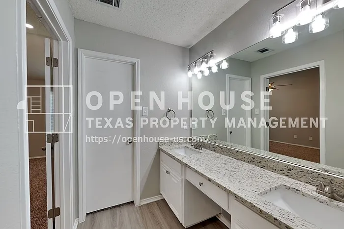 1824 Cancun Dr — Photo 10
