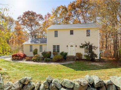 123 Country Hill Ln, North Kingstown, RI, 02852