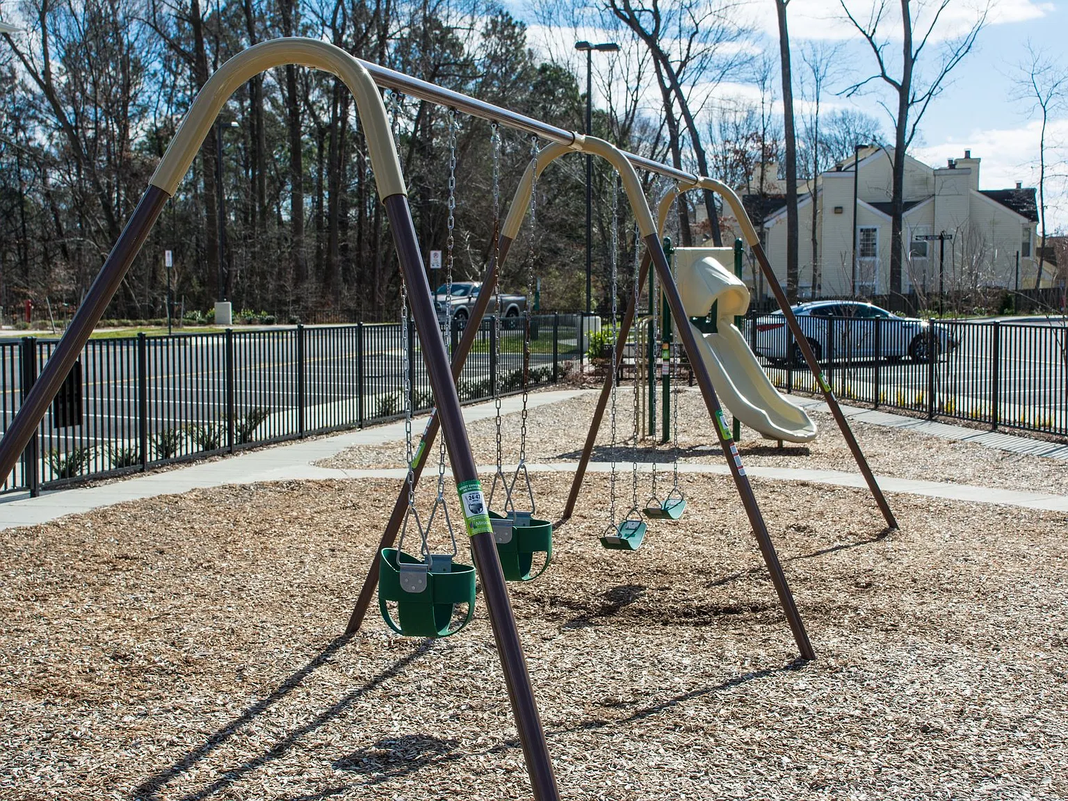 Parkside at Charles Street — Photo 4