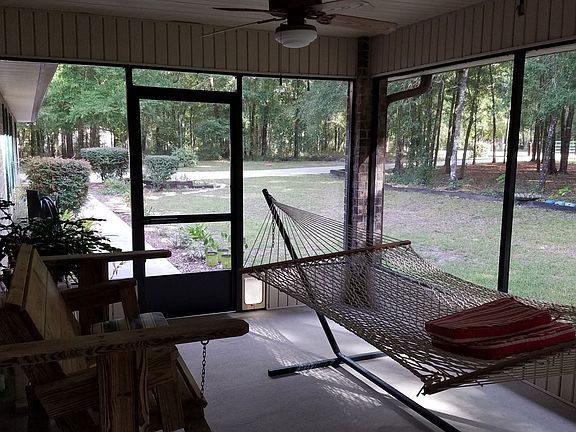 5th image of 883 SW Legion Dr