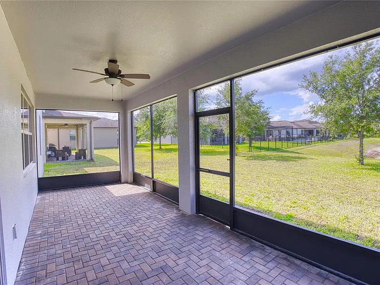 5270 Brydon Woods Cir — Photo 24