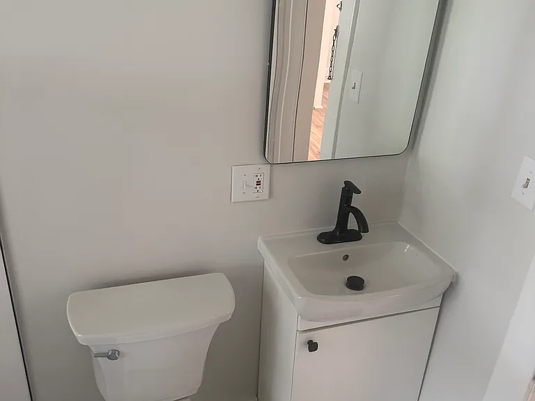 22 Browning St — Photo 15