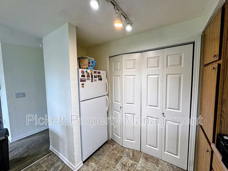 1700 W Sunn Fjord Ln #L104 — Photo 6