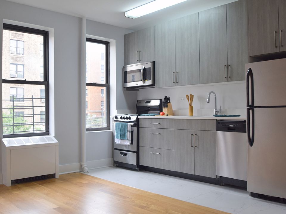1st image of 939 Woodycrest Ave #157