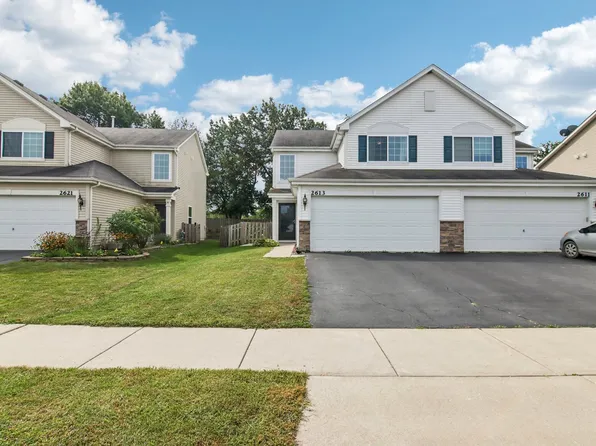 2613 Hearthstone Dr, Hampshire, IL 60140