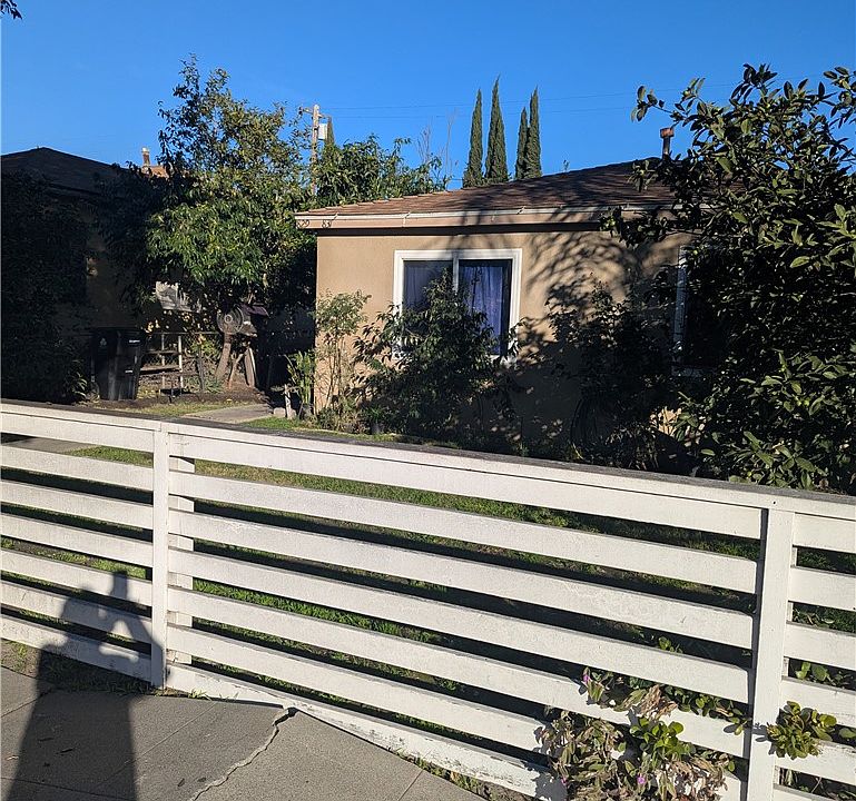 1st image of 829 E Century Blvd