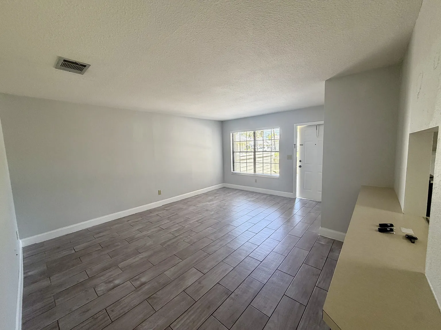 1590 Southeast Dewberry Court - 1 — Photo 4