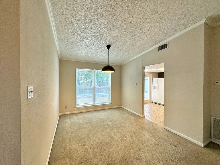1003 Beaver Trl — Photo 6